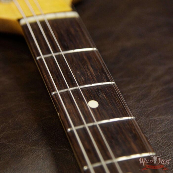 2008 Fender Custom Shop 1963 Stratocaster Relic Rosewood Fingerboard 3 Tone Sunburst - Image 11