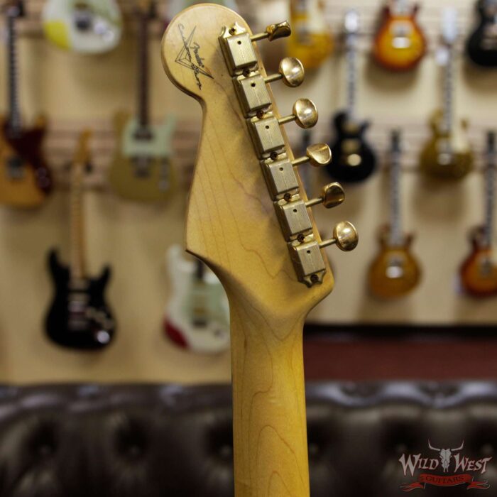 2017 Fender Custom Shop 1963 Stratocaster Journeyman Relic Faded Sea Foam Green Gold Hardware - Image 9