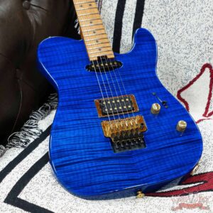 Charvel Custom Shop Limited Edition Style 2 HS Floyd Rose Flame Maple top Trans Blue Gold Hardware 8.25 LBS - Image 7