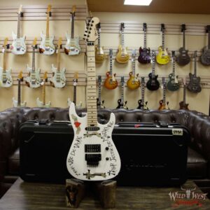 Charvel USA Warren DeMartini Signature Frenchie Maple Fingerboard Gloss White - Image 9