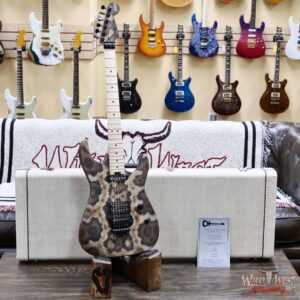 Charvel Custom Shop USA Warren DeMartini Signature Snake SH Floyd Rose Maple Neck Snakeskin Graphic 7.65 lbs - Image 5