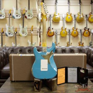 Fender 1963 Stratocaster Heavy Relic AAA Rosewood Fingerboard Taos Turquoise - Image 15