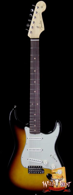 Fender USA American Vintage `59 Stratocaster Rosewood Fretboard 3 Tone Sunburst V1743617