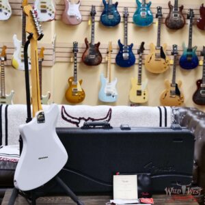 Fender American Ultra II Meteora Maple Fingerboard Avalanche 7.05 LBS - Image 7