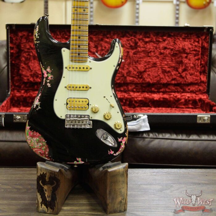 Fender Custom Shop Black Lightning 2.0 Stratocaster Heavy Relic HSS 22 Frets Maple Neck Pink Paisley - Image 9