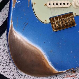 Fender Custom Shop Wild West Guitars 25th Anniversary 1960 Stratocaster Hardtail Madagascar Rosewood Fretboard Heavy Relic Lake Placid Blue 7.15 lbs - Image 13