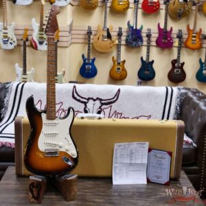 Fender Custom Shop Dale Wilson Masterbuilt 1955 Stratocaster Hand-Wound Pickups Relic 2 Tone Sunburst 6.70 LBS - Image 6