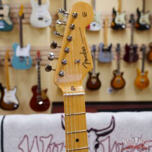 Fender American Original ‘50s Stratocaster Maple Fingerboard 2-Color Sunburst - Image 7