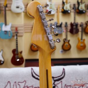 Fender American Original ‘50s Stratocaster Maple Fingerboard 2-Color Sunburst - Image 10