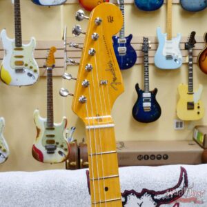 Fender American Vintage II 1957 Stratocaster Maple Neck 2-Color Sunburst 7.65 LBS - Image 5