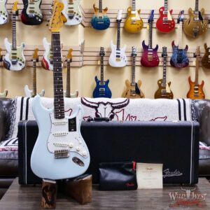 Fender American Vintage II 1965 Stratocaster Rosewood Fingerboard Gloss Nitro Sonic Blue 7.80 LBS - Image 4