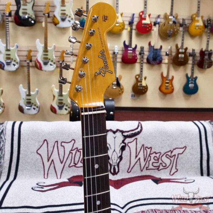 Fender American Vintage II 1965 Stratocaster Rosewood Fingerboard Gloss Nitro Sonic Blue 7.80 LBS - Image 5