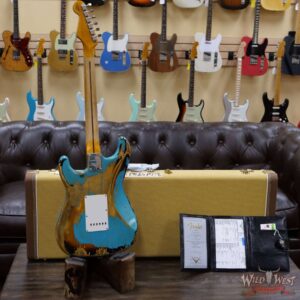 Fender Custom Shop Limited Edition 1957 Stratocaster Heavy Relic Hand-Wound Pickups Taos Turquoise over 2 Tone Sunburst - Image 9