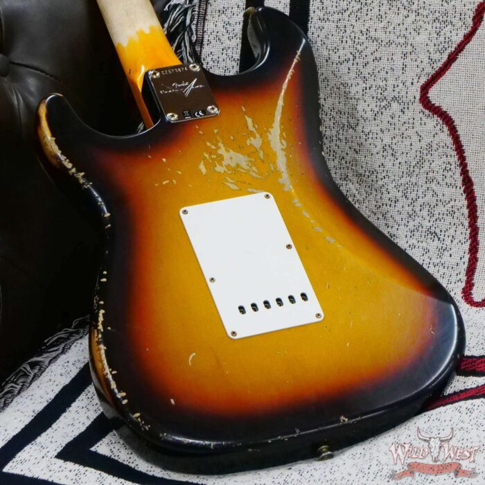 Fender Custom Shop 1961 Stratocaster Heavy Relic Super Faded Aged 3 Tone Sunburst - Image 12