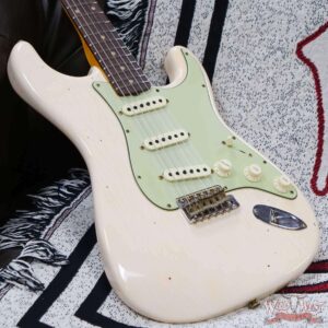Fender Custom Shop Limited Edition 1960 Stratocaster Journeyman Relic Super Faded Aged Shell Pink - Image 8