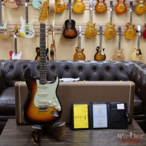 Fender Custom Shop 1962 Stratocaster Relic AAA Rosewood Board with Quartersawn Maple Neck 3 Tone Sunburst - Image 6