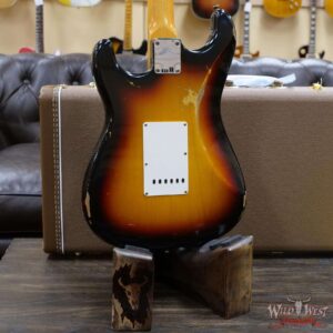 Fender Custom Shop 1962 Stratocaster Relic AAA Rosewood Board with Quartersawn Maple Neck 3 Tone Sunburst - Image 11