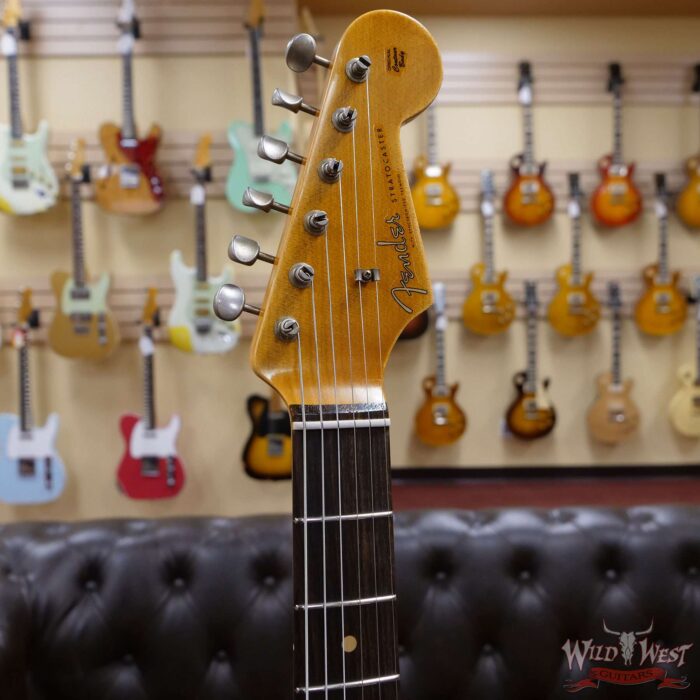 Fender Custom Shop 1962 Stratocaster Relic AAA Rosewood Board with Quartersawn Maple Neck 3 Tone Sunburst - Image 7