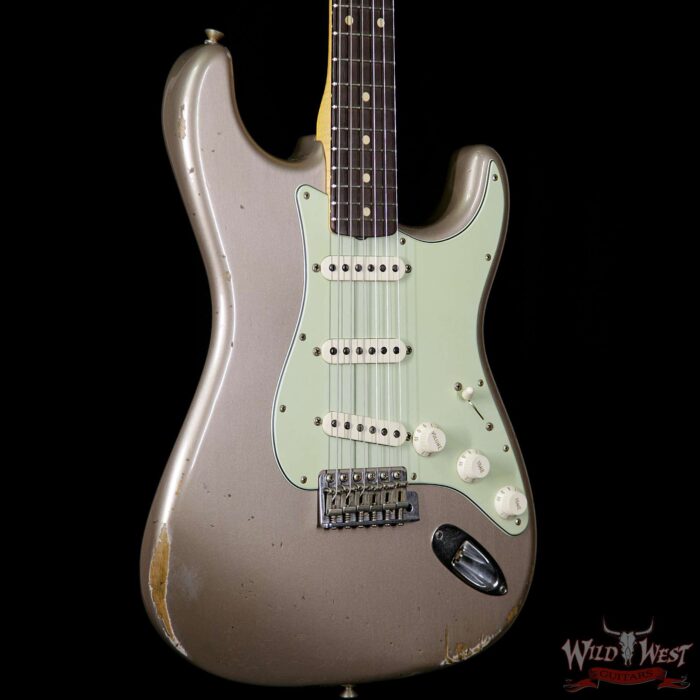 Fender Custom Shop 1963 Stratocaster Relic Rosewood Fretboard Shoreline Gold - Image 4