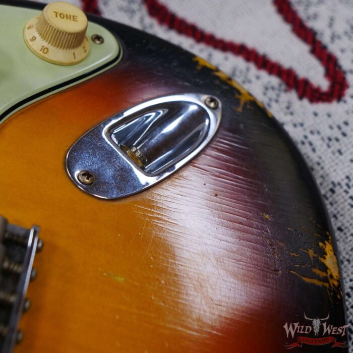 Fender Custom Shop Andy Hicks Masterbuilt 1961 Stratocaster Hardtail Brazilian Rosewood Slab Board Relic 3 Tone Sunburst - Image 9
