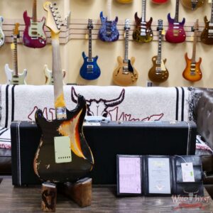Fender Custom Shop Wild West Black Lightning 2.0 Stratocaster HSS Rosewood Board 21 Frets Heavy Relic 3 Tone Sunburst 7.30 lbs - Image 10