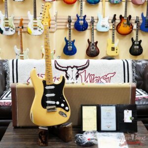 Fender Custom Shop Limited Edition 70th Anniversary 1954 Stratocaster Relic Nocaster Blonde with Black Pickguard 7.55 LBS - Image 6