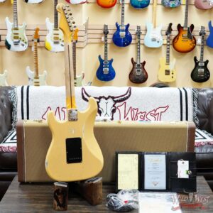 Fender Custom Shop Limited Edition 70th Anniversary 1954 Stratocaster Relic Nocaster Blonde with Black Pickguard 7.55 LBS - Image 10