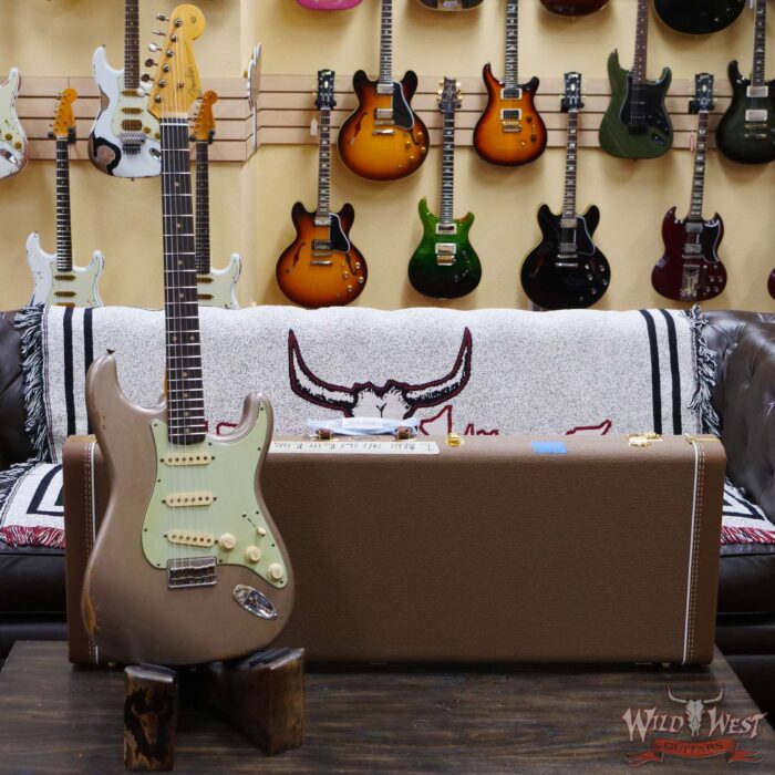 Fender Custom Shop Andy Hicks Masterbuilt 1961 Stratocaster Hardtail Brazilian Rosewood Slab Board Relic Shoreline Gold - Image 6