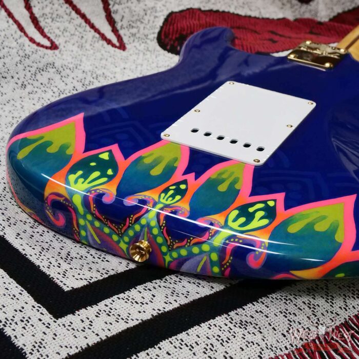 Fender Custom Shop Greg Fessler Masterbuilt Blacklight 68 Stratocaster Artwork Hand Painted by Madison Roy 7.60 LBS - Image 15