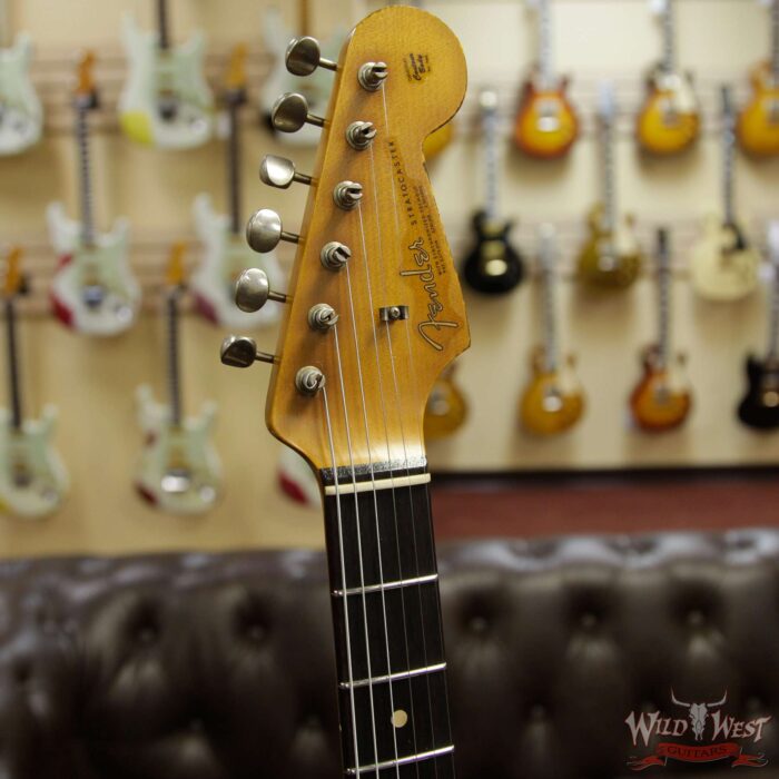 Fender Custom Shop John Cruz Masterbuilt 1963 Stratocaster Heavy Relic AAA Rosewood Fingerboard Black / 3 Tone Sunburst - Image 7