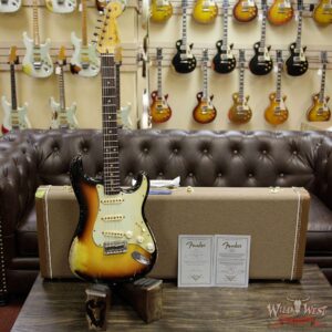 2010 Fender Custom Shop Masterbuilt John Cruz MVP Series 1960 Stratocaster Relic 3 Tone Sunburst - Image 12