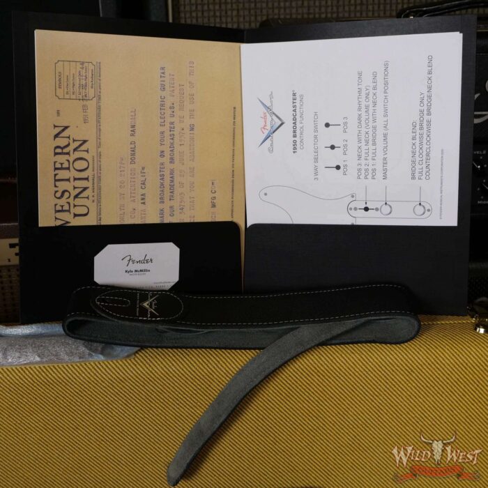 Fender Custom Shop Limited Edition Kyle McMillin Masterbuilt 70th Anniversary Broadcaster (Telecaster) Relic Nocaster Blonde - Image 13
