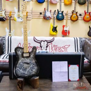 Fender Custom Shop Ron Thorn Masterbuilt 1968 Telecaster HS Maple Fingerboard Relic Black Paisley - Image 6