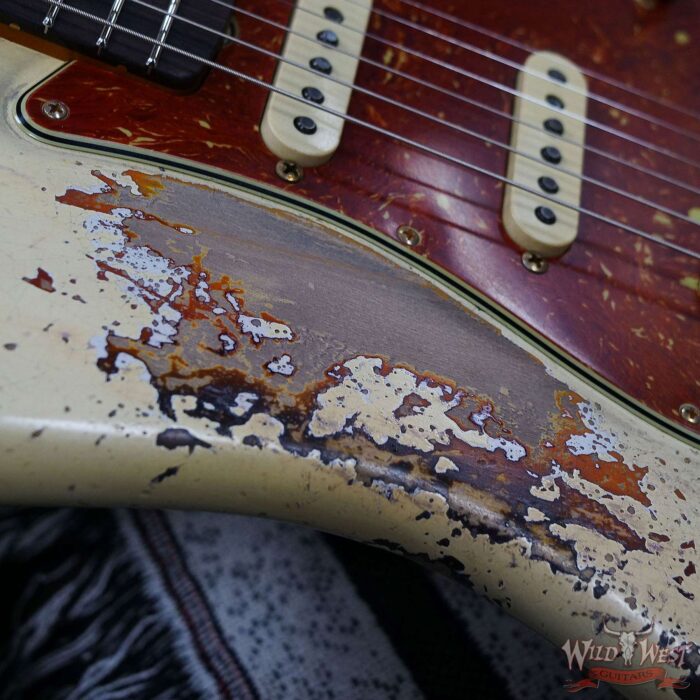 Fender Custom Shop Vincent Van Trigt Masterbuilt 1962 Stratocaster Heavy Relic Vintage White Over 3 Tone Sunburst - Image 10