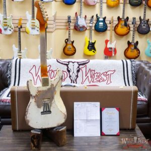 Fender Custom Shop Vincent Van Trigt Masterbuilt 1962 Stratocaster Heavy Relic Vintage White Over 3 Tone Sunburst - Image 11