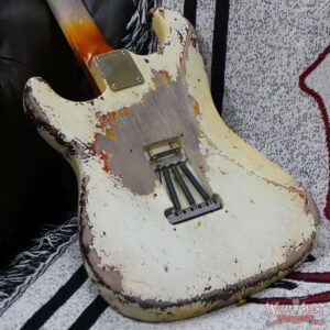 Fender Custom Shop Vincent Van Trigt Masterbuilt 1962 Stratocaster Heavy Relic Vintage White Over 3 Tone Sunburst - Image 13