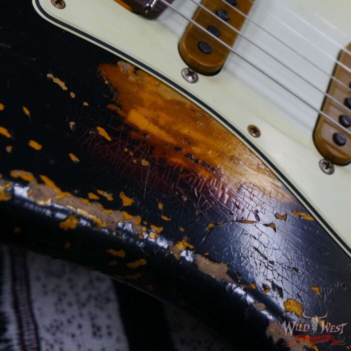 Fender Custom Shop Wild West Black Lightning 2.0 Stratocaster HSS Rosewood Board 22 Frets Heavy Relic 3 Tone Sunburst - Image 9