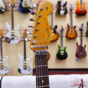 Fender Custom Shop Wild West White Lightning Stratocaster HSS Floyd Rose Rosewood Board 22 Frets Heavy Relic British Racing Green - Image 7