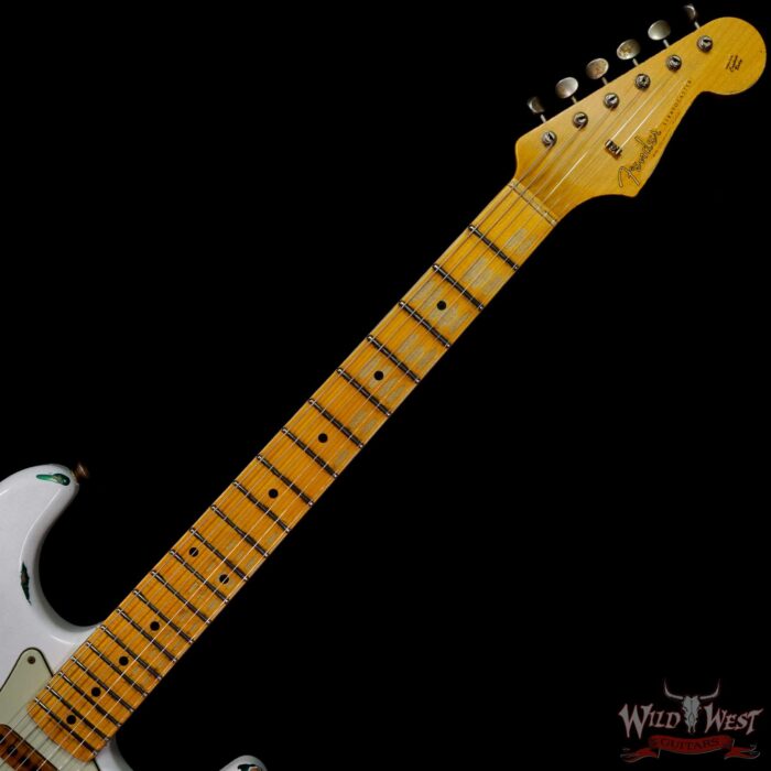 Fender Custom Shop Wild West White Lightning Stratocaster 2.0 Heavy Relic Maple Fingeboard 21 Frets British Racing Green - Image 4