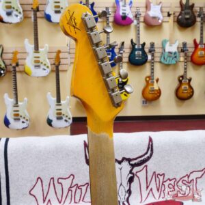 Fender Custom Shop Wild West White Lightning 2.0 Stratocaster HSS Rosewood Board 22 Frets Heavy Relic Pink Paisley - Image 12