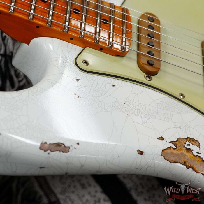 Fender Custom Shop Wild West White Lightning Stratocaster HSS Floyd Rose Maple Board 22 Frets Heavy Relic 2 Tone Sunburst 7.95 LBS - Image 9