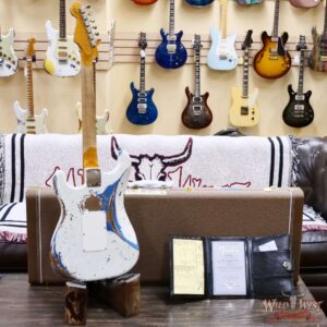 Fender Custom Shop Wild West White Lightning Stratocaster HSS Floyd Rose Maple Board 22 Frets Heavy Relic Lake Placid Blue 8.05 LBS - Image 10