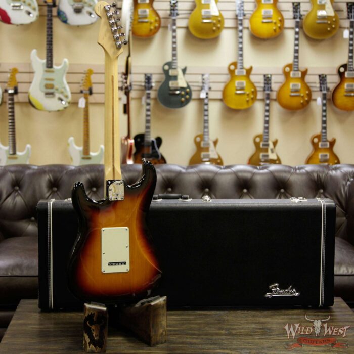 2005 Fender American Stratocaster Deluxe Rosewood Fingerboard with S-1 Switch 3 Tone Sunburst - Image 7