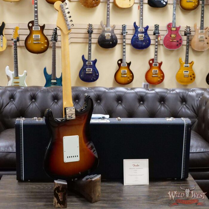 Fender American Original ‘60s Stratocaster Rosewood Fingerboard 3 Tone Sunburst - Image 7