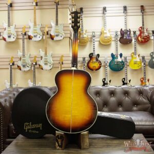 Gibson Custom Shop Montana 2018 1968 SJ-200 Vintage Sunburst - Image 13