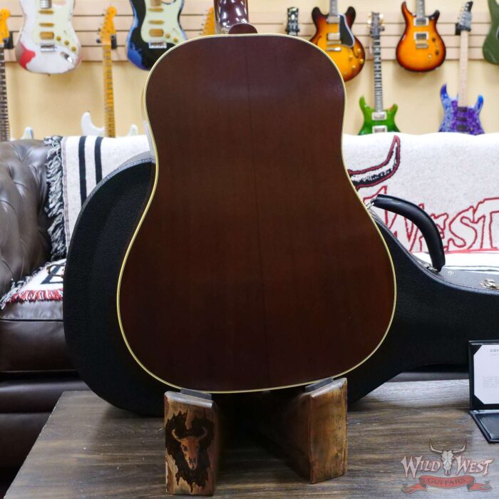 Gibson Custom Shop 1942 Banner J-45 Vintage Sunburst - Image 10