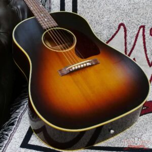 Gibson Custom Shop 1942 Banner J-45 Vintage Sunburst - Image 7