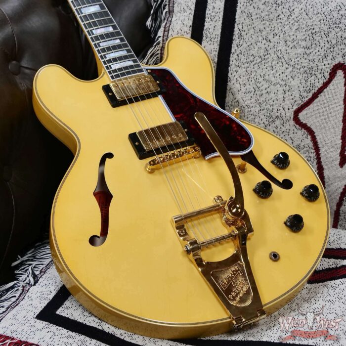 Gibson Custom Shop M2M 1959 ES-355 Reissue with Bigsby Murphy Lab Ultra Light Aged Heavy Antique White 8.80 LBS - Image 8