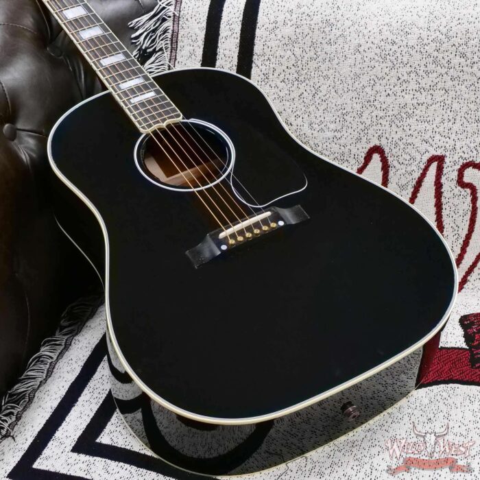Gibson Custom Shop Modern Collection J-45 Custom Ebony 4.95 LBS - Image 7