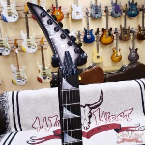 Jackson Custom Shop Limited Edition Warrior Ebony Fingerboard NOS Silverburst - Image 6